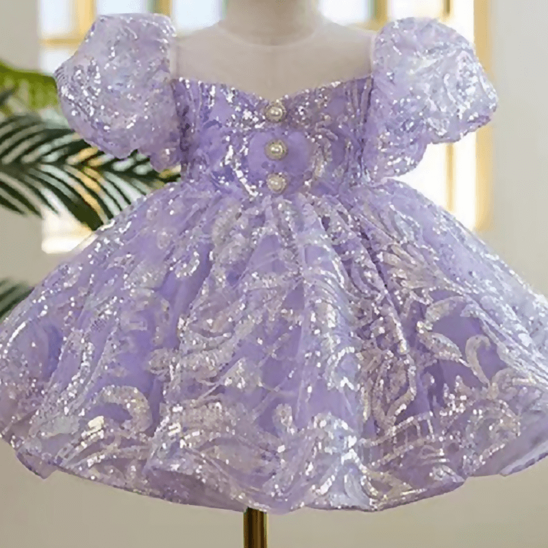 Robe princesse à paillettes et manches bouffantes