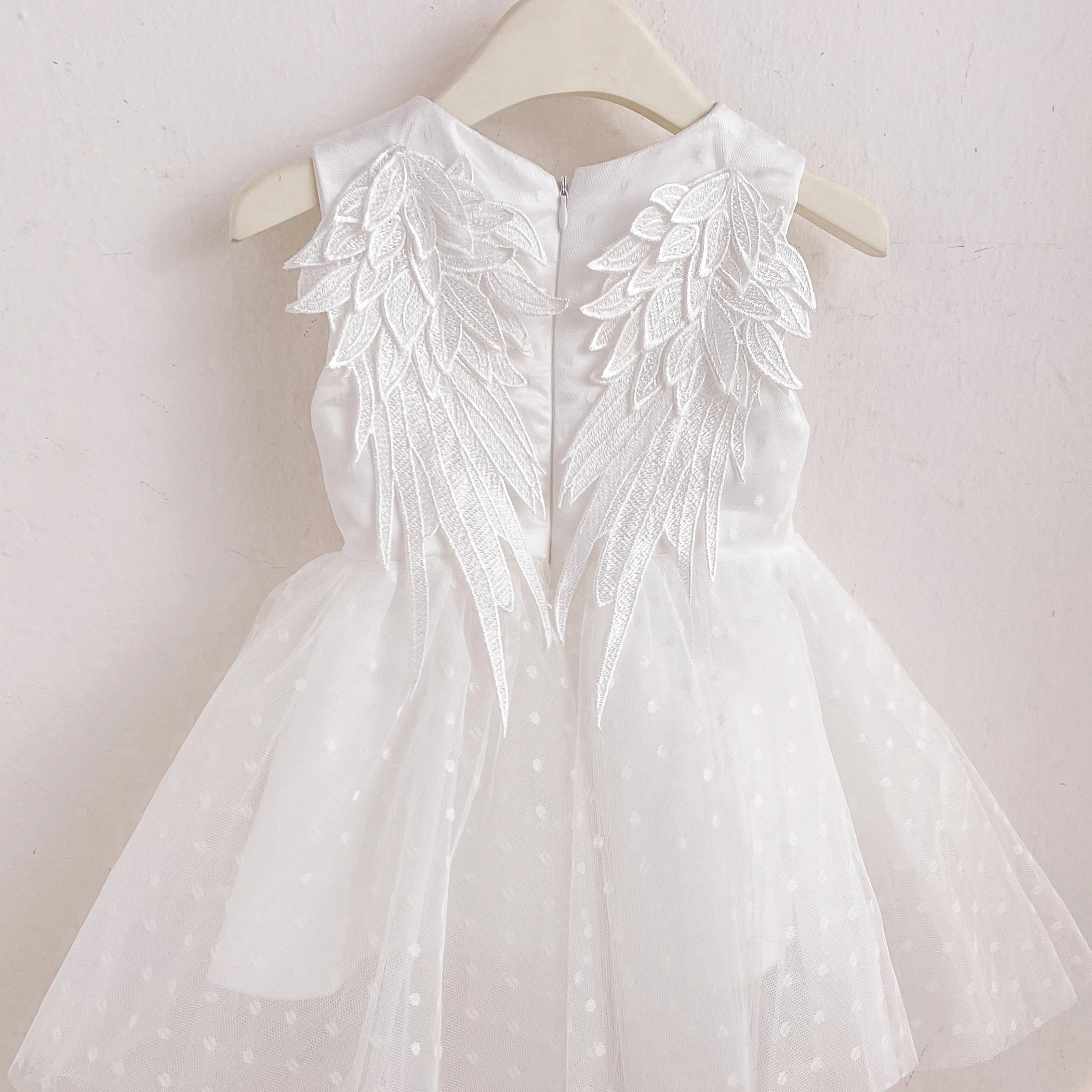 Robe sans manches Princess Pearl avec aile d'ange